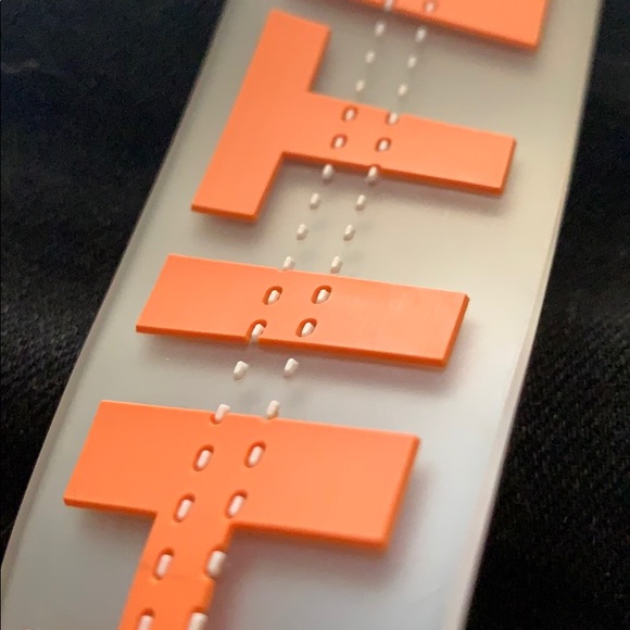 Off white belt - Picture 5 of 8